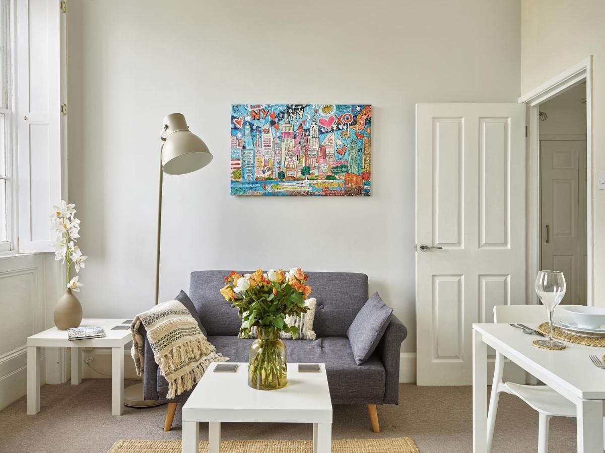 Apartment Lansdown Crescent *